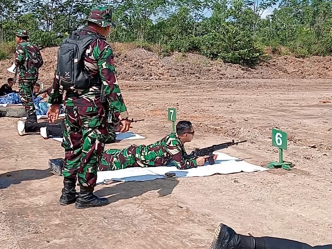 Latihan Menembak Kodim 1004/Kotabaru: Perkuat Kesiapsiagaan Prajurit dan Sinergi Antar instansi