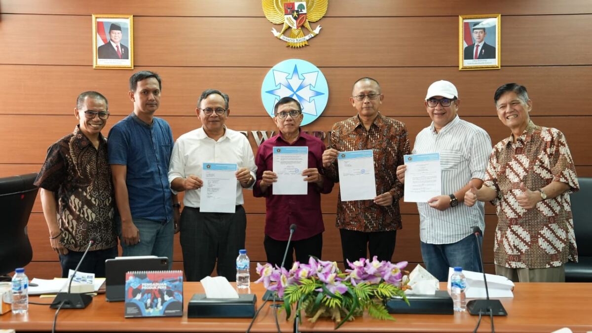 Disaksikan Dewan Pers, Dua Kubu PWI Resmi Sepakat Bentuk Panitia Bersama Kongres Persatuan