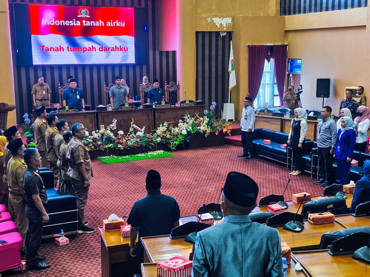 Fraksi DPRD Tanbu Sampaikan Pemandangan Umum LPj APBD TA 2024
