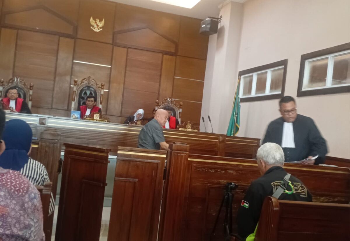 JPU Belum Siap Bacakan Tuntutan Pidana Perkara Ujaran Kebencian Terdakwa Hendra Lie