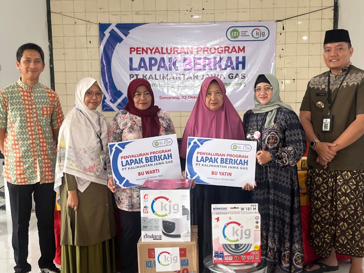 PT Kalimantan Jawa Gas dan IZI Jateng Salurkan Program Lapak Berkah Untuk Ibu Tangguh di Tanjung Mas