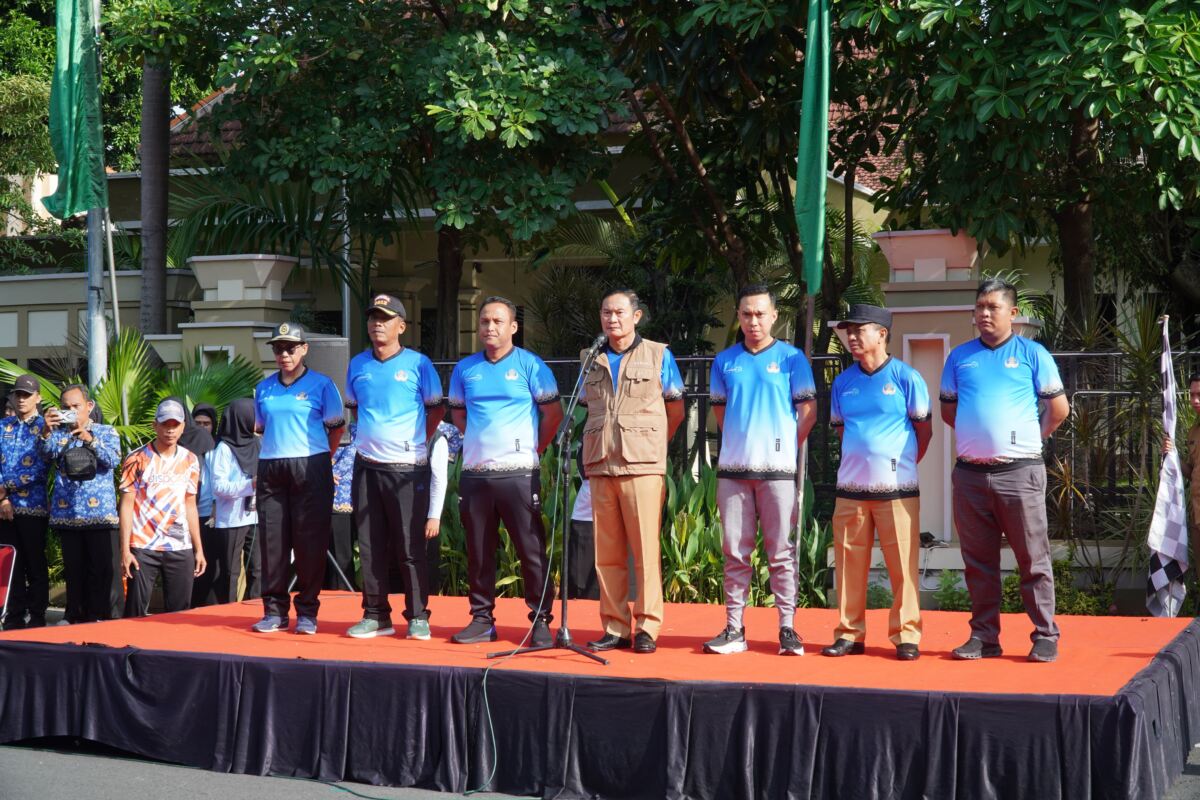 54 Regu Gerak Jalan Meriahkan HUT Ke 54 Korpri