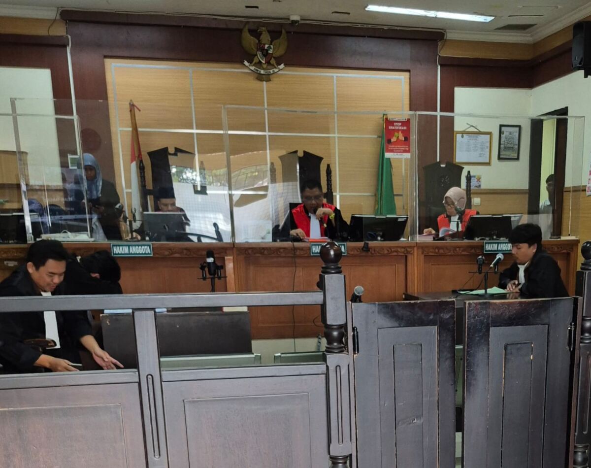 Hakim Dibentak Terdakwa, Saat Hakim Hendak Membacakan Vonisnya