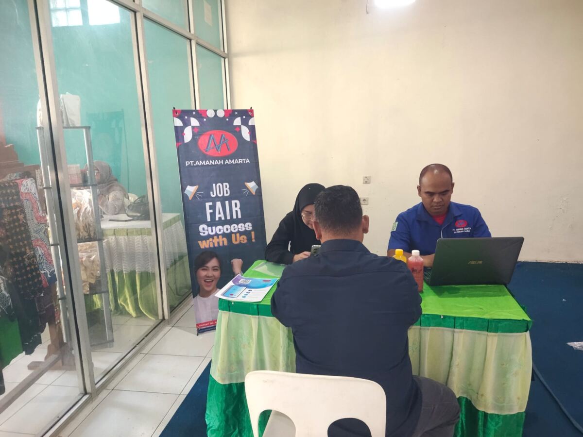 Lamongan Economic Day 2025 Dorong Akselerasi Serapan Tenaga Kerja, FEB UNISLA Tampil Strategis Perkuat Link and Match Dunia Usaha