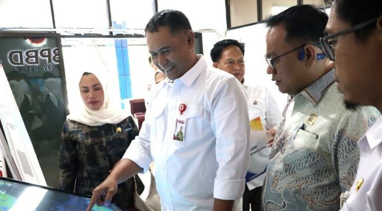 BPBD Kalsel dan DPRD Kotabaru Bahas Penanganan Banjir Rob