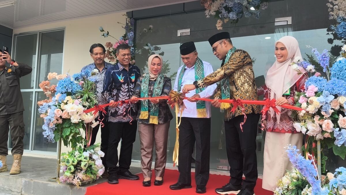 Ketua DPRD Kotabaru Hadiri Peresmian Pengembangan Gedung RSUD Sengayam