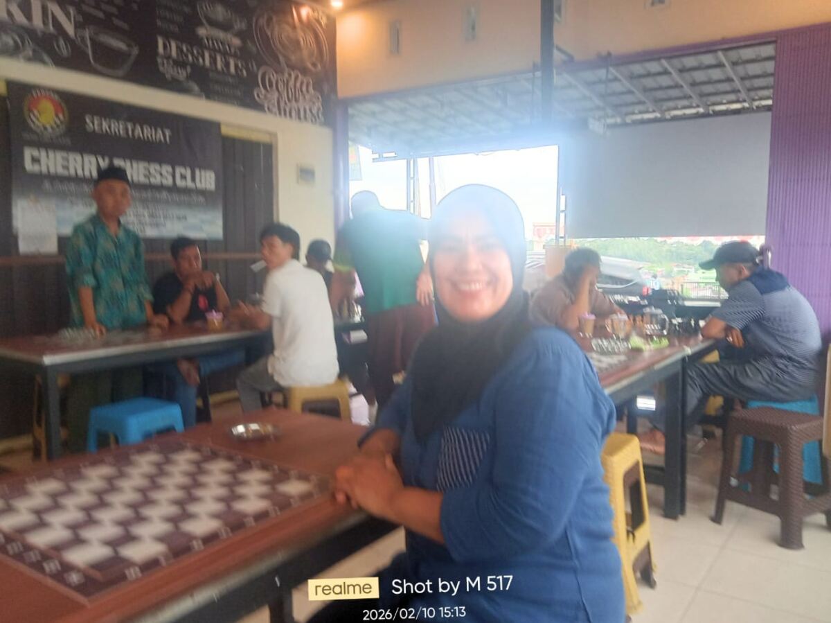 Asah Strategi di Bukit Cinta: Cafe Puncak Barikin Resmi Jadi Markas Cherry Chess Club Balikpapan