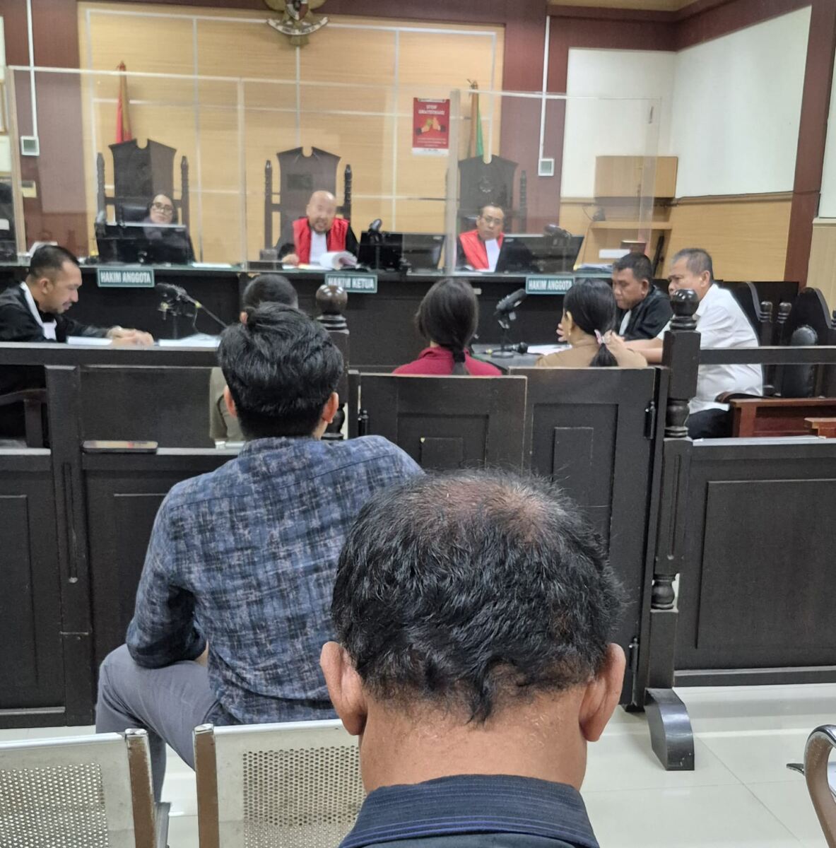 Pengusaha Oli Palsu Seret Distributor Ke Persidangan