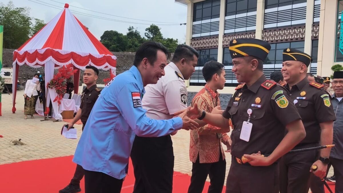 Ketua DPRD Hadiri Peresmian Kantor Baru Kejari Kotabaru, Perkuat Sinergi Penegakan Hukum