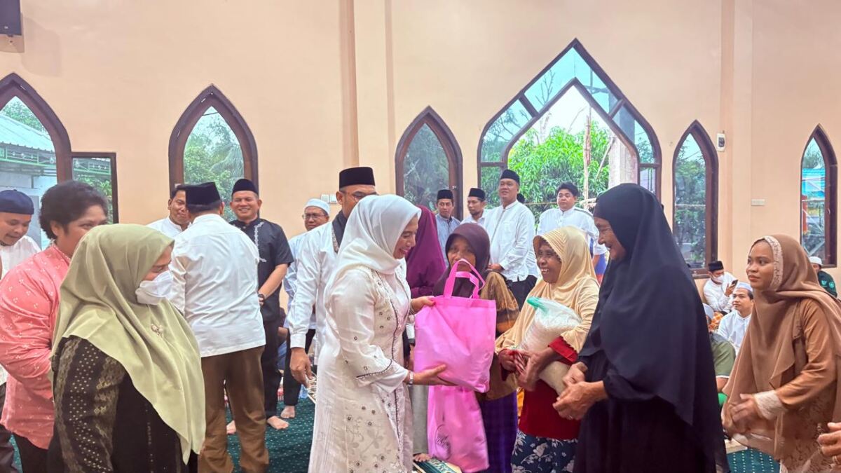 Pemkab Kotabaru Gelar Safari Ramadhan 1447 H, Serahkan Bantuan untuk Tiga Kecamatan