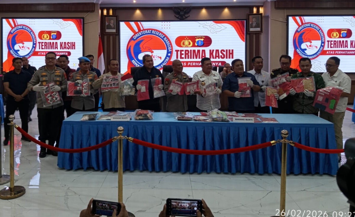 DARURAT NARKOBA! Polda Kaltim “Sikat” Jaringan Besar Awal 2026: 6 Kg Sabu Disita, PNS hingga Pelajar Ikut Terseret