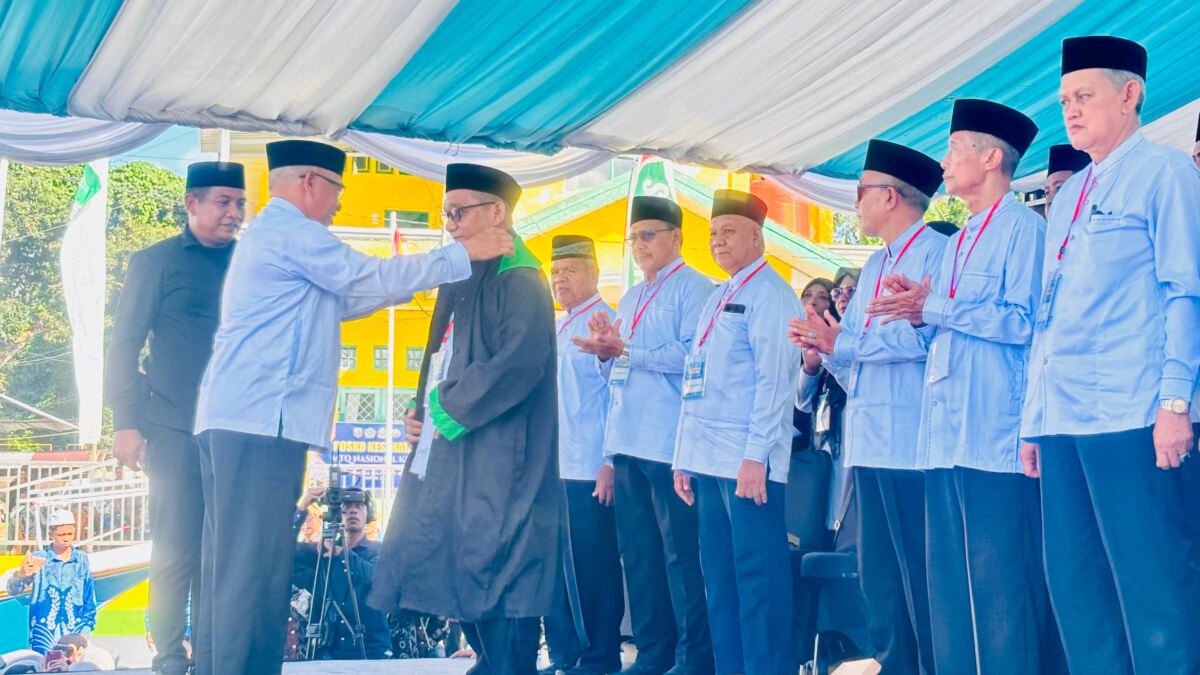 Bupati Kotabaru Kukuhkan Dewan Hakim dan Lepas Pawai Ta’aruf MTQ ke-56