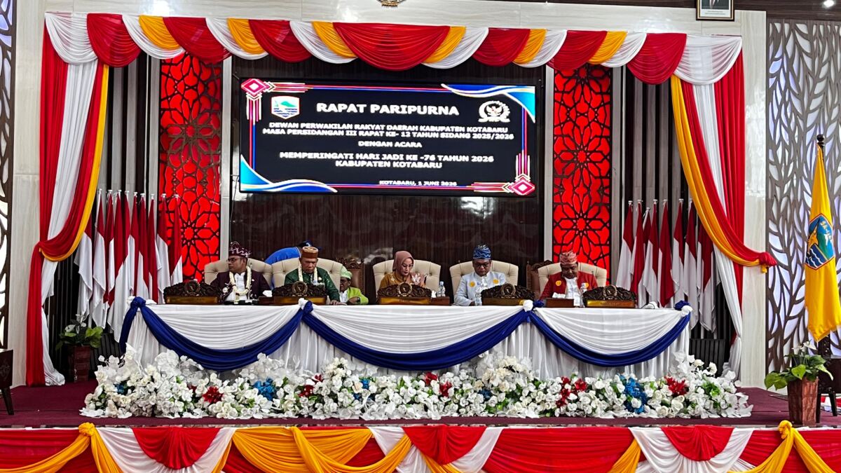Paripurna HUT ke-76 Kotabaru, Bupati Rusli Ajak Semua Elemen Bersatu Wujudkan Banua Rakat, Kotabaru Hebat