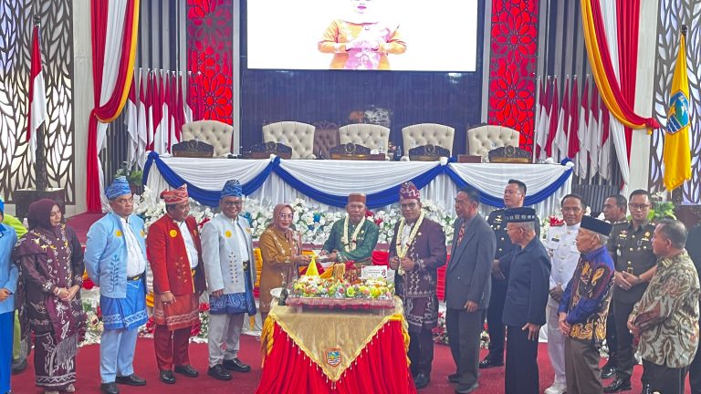 Peringati HUT ke-76 Kotabaru, DPRD dan Pemkab Teguhkan Semangat “Banua Rakat, Kotabaru Hebat”
