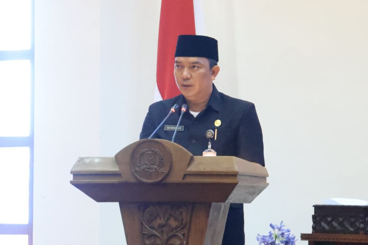 Jawab Fraksi PDIP, Pemkab Tanah Bumbu Komitmen Permudah Perizinan Berusaha