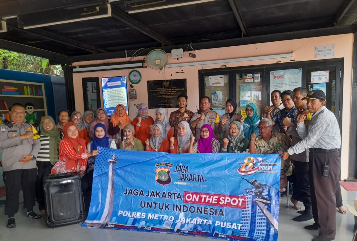 Polsek Gambir Kunjungi Posyandu RW 02 RPTRA Flamboyan Kelurahan Petojo Utara Jakarta Pusat