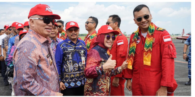 Ketua DPRD Kotabaru Hadiri Open Base Jupiter Aerobatic Team TNI AU di Banjarbaru