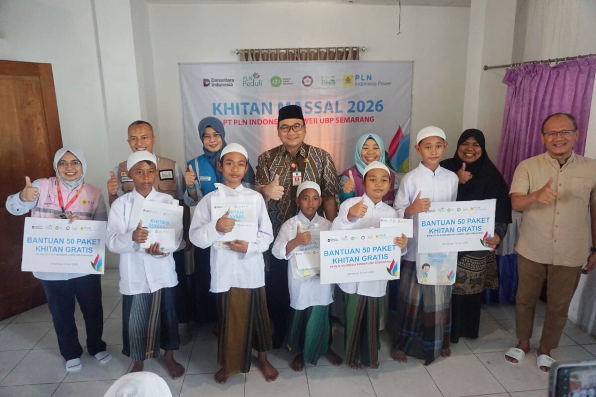 Sambut Liburan Sekolah, IZI Jateng dan PLN Indonesia Power UBP Semarang Gelar Khitan Massal Gratis untuk 50 Anak Dhuafa