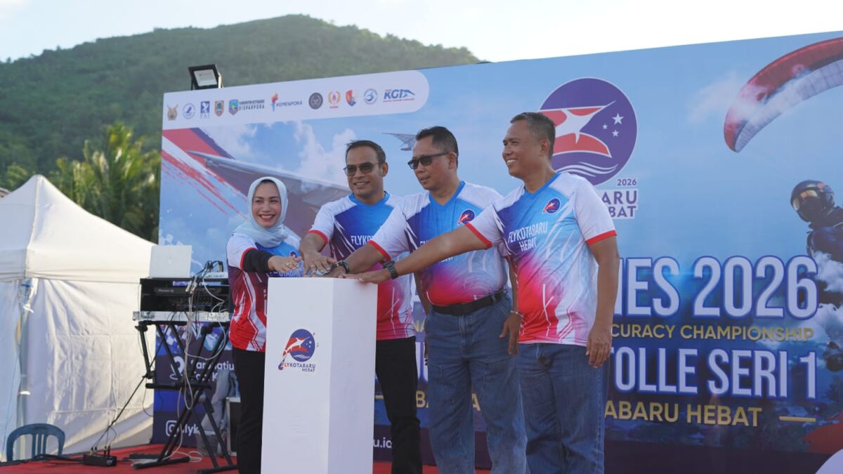 Kejurnas Gantole dan Paralayang di Kotabaru Resmi Ditutup