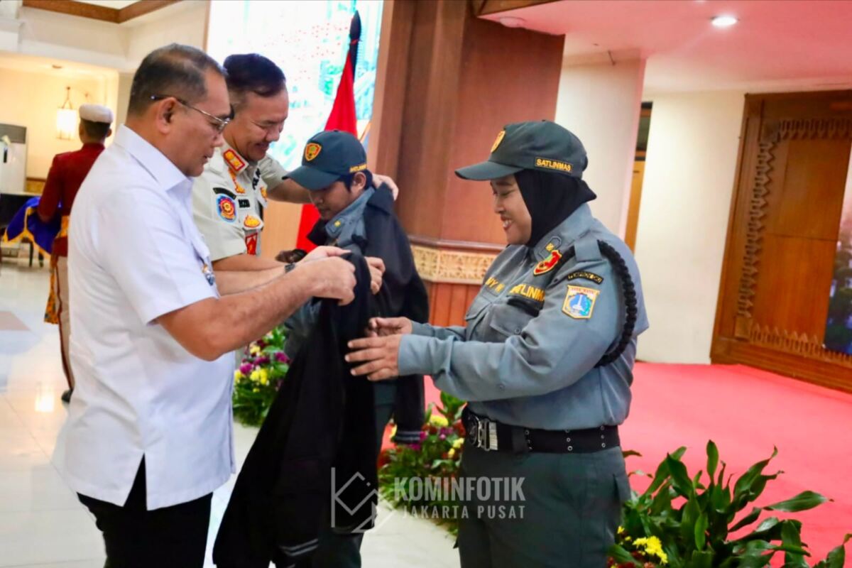 Wali Kota Jakpus Minta Tingkatkan Pemberdayaan SDM Satlinmas Kelurahan dan Kecamatan