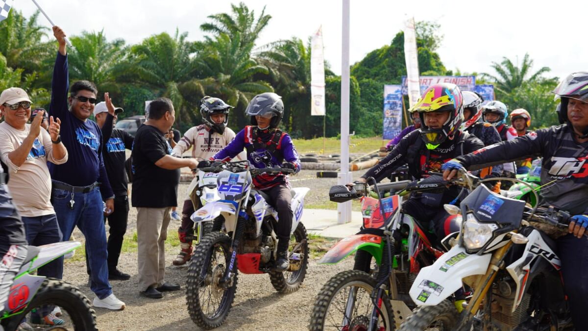 Ratusan Rider Meriahkan Trabas Explore Pulau Laut 2026, Wabup Kotabaru Lepas Peserta