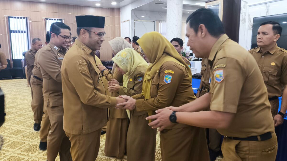 Wakil Bupati Kotabaru Lantik 20 Pejabat Administrator dan Pengawas, Perkuat Kinerja Birokrasi