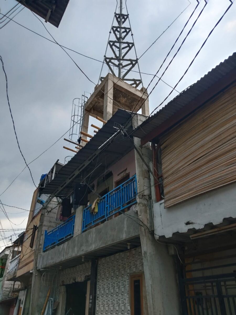 Diduga Berdiri Tanpa PBG, Walikota Arifin Belum Bongkar Tower BTS di Cempaka Baru Warga minta Pemkot Bertindak Tegas