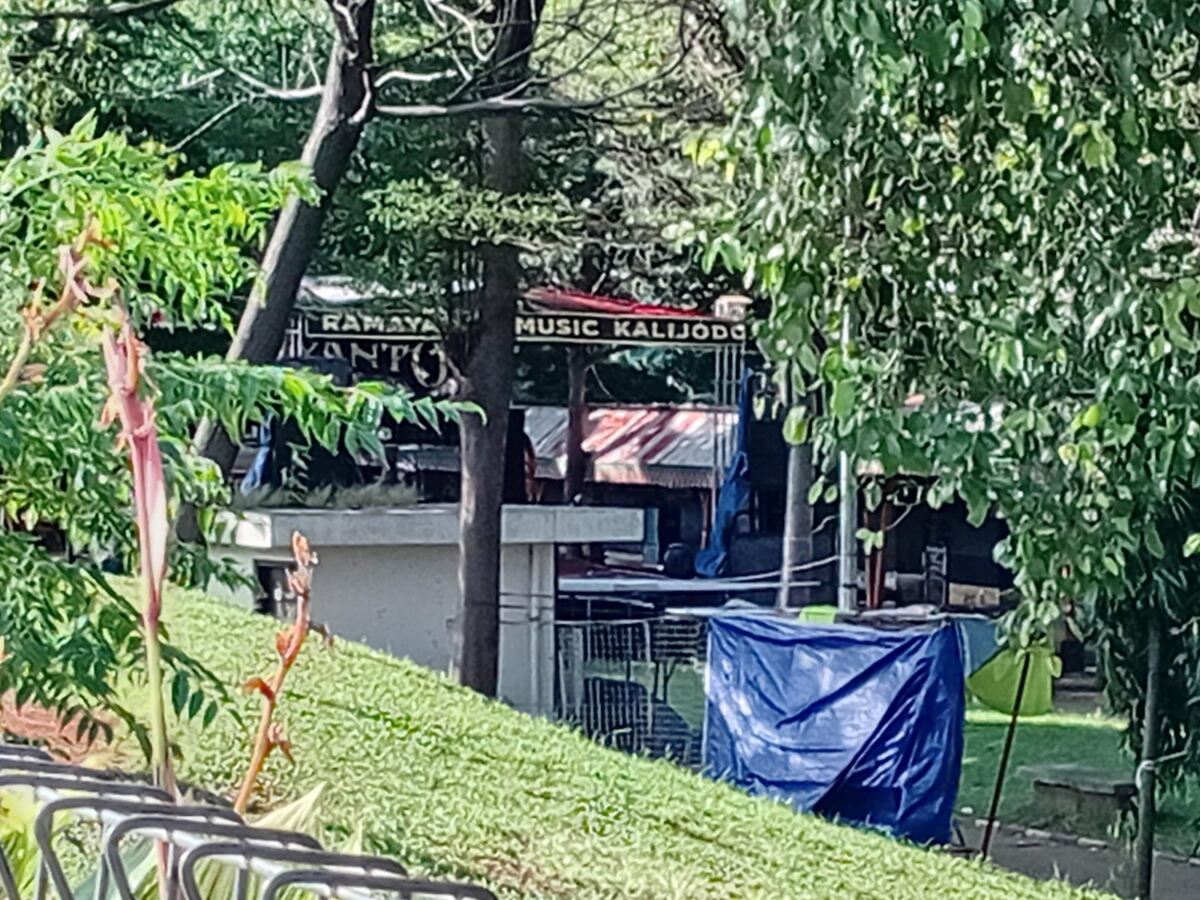 Pol PP Jakarta Barat TL Laporan Warga Terkait Pungutan Parkir dan Temuan Botol Beralkohol di RTH Kalijodo