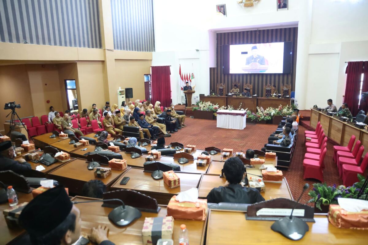 Bupati Sampaikan Pendapat atas Dua Raperda DPRD Tanah Bumbu