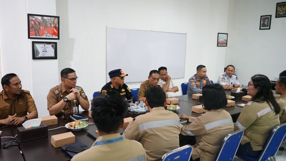 Pemkab Kotabaru Gandeng PT STC Cari Solusi Krisis Air