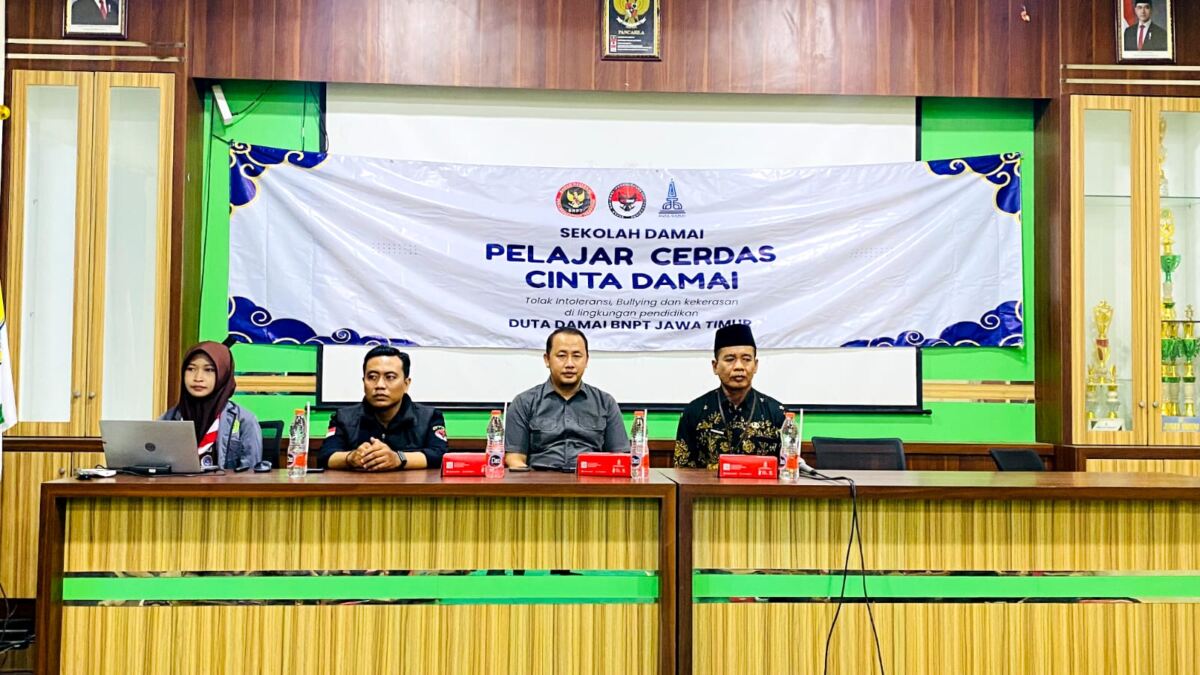 Duta Damai BNPT Jatim Ajak Pelajar MAN 2 Lamongan Tolak Intoleransi, Bullying, dan Kekerasan di Lingkungan Pendidikan