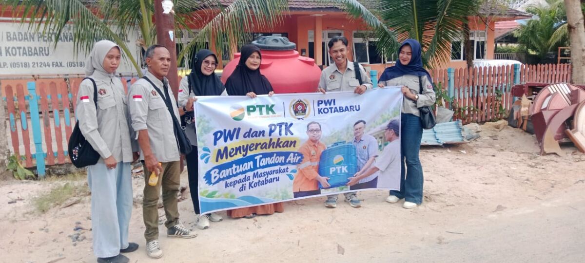 PWI dan PT Pelsart Salurkan Tandon Air ke Empat Kecamatan